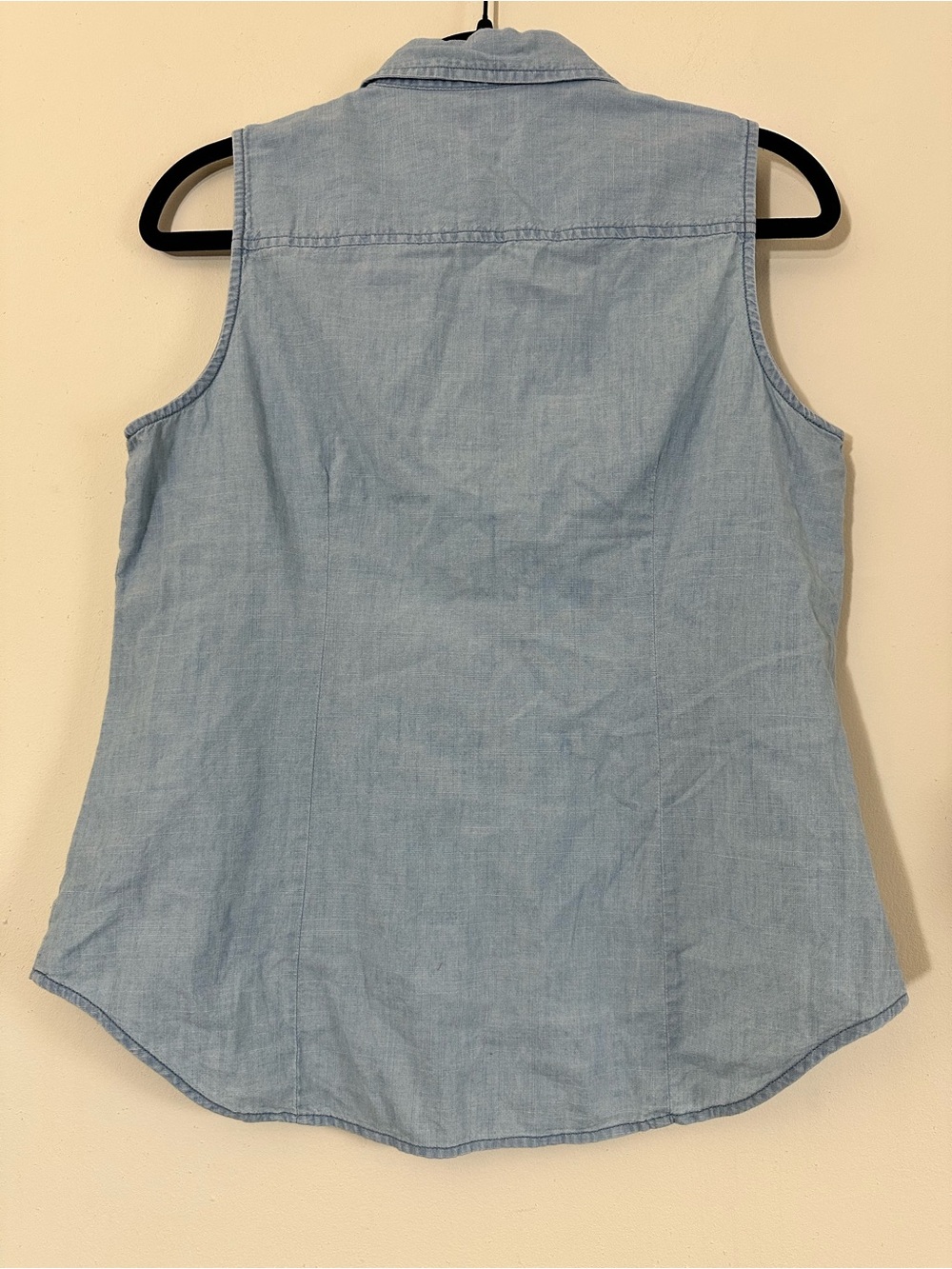 J.Crew Sleeveless Chambray Button Up Shirt In Signature Fit - Picture 10 of 11